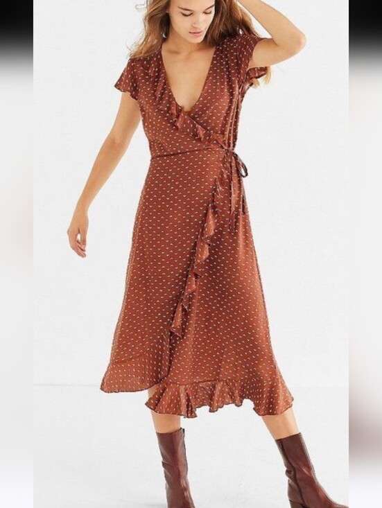 Urban Outfitters Dresses & Skirts - Urban Outfitters Kimchiowmen's Rust Brown Midi Wrap Dress with WhiteVshape Print